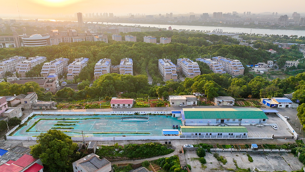 湘盾東湖駕校摩托車駕駛人培訓基地.JPG